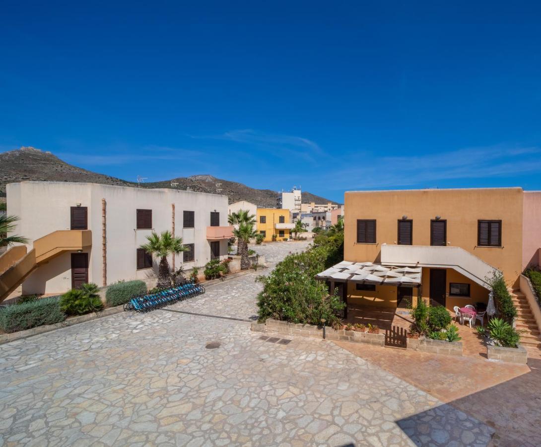 Elimi Favignana Apartments - Residence In Citta ภายนอก รูปภาพ